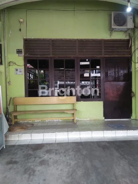 image RUMAH TIGA LANTAI AREA MAYOR RUSLAN, ILIR TIMUR I (2)