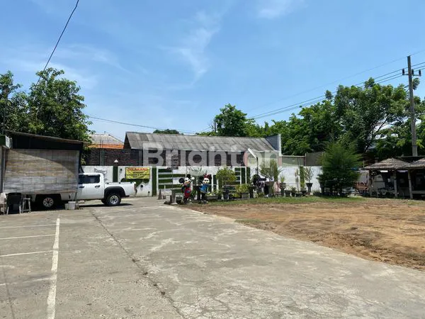 image TANAH DAN BANGUNAN RESTO (1)