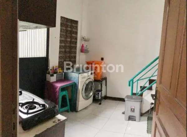 image RUMAH SEPERTI BARU & RAPI DI CIDODOL, KEBON JERUK, BANGUNAN 2 LANTAI. (5)