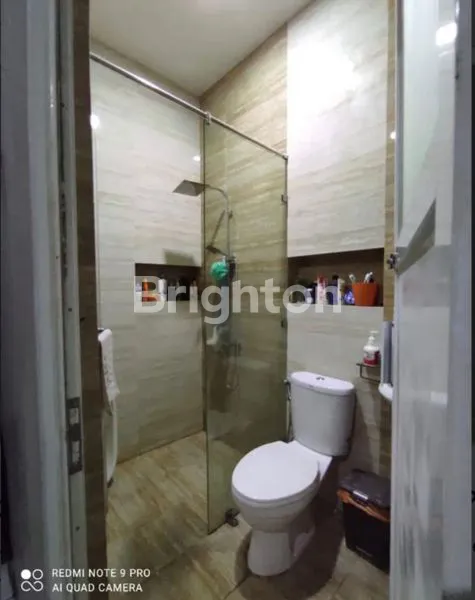 image RUMAH SEPERTI BARU & RAPI DI CIDODOL, KEBON JERUK, BANGUNAN 2 LANTAI. (8)