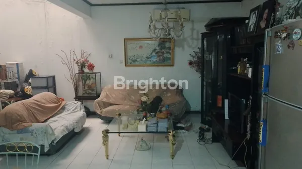 image RUMAH BESAR UNTUK KELUARGA BESAR (4)