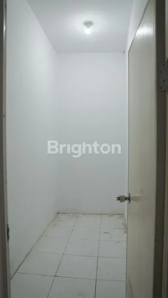 image RUMAH DI FELICITY TOWNHOUSE DEPAN THE PARK SAWANGAN (6)