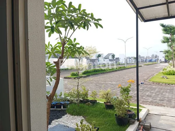 image RUMAH FAVORITE SIAP HUNI WOODVILLE (5)