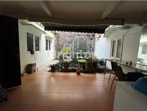 image RUMAH MEWAH DI TAMAN ALFA INDAH JAKARTA SELATAN (4)