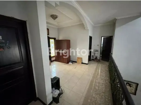 image RUMAH MEWAH DI TAMAN ALFA INDAH JAKARTA SELATAN (5)