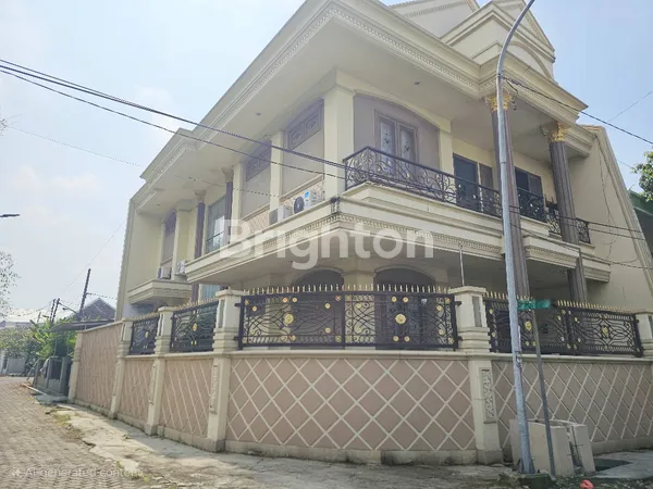 image RUMAH HOOK 2 LANTAI PANJANG JIWO PERMAI SURABAYA (2)