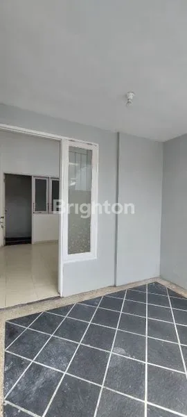 image RUMAH PURIMAS LOKASI STRATEGIS DEKAT UPN DAN MERR (6)