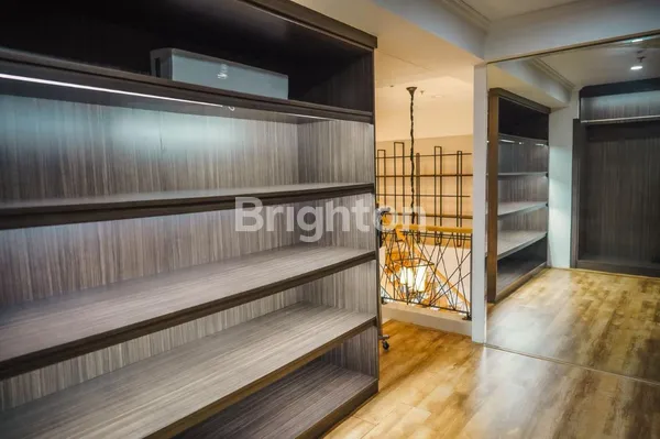 image APARTEMEN MAQNA RESIDENCE FULL FURNISHED: MEWAH MEZANINE LOFT 2 BEDROOM DI MERUYA UTARA, KEMBANGAN, JAKARTA BARAT. MILIK PUBLIC FIGURE (6)