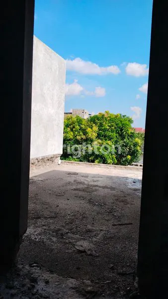 image BARU RUMAH 2 LANTAI (8)