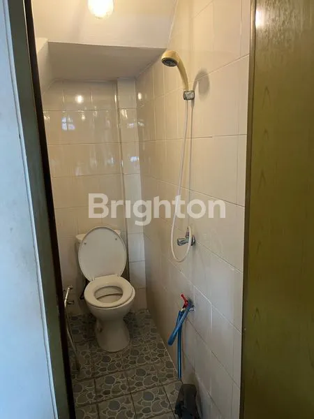 image RUKO STRATEGIS 3 LANTAI MAJAPAHIT SEMARANG (4)