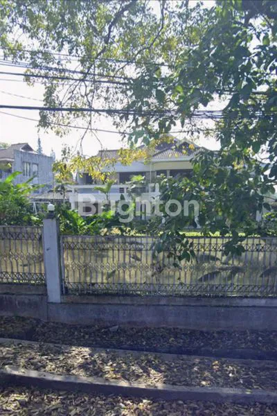 image RUMAH MAIN ROAD JALAN SETIABUDI (1)