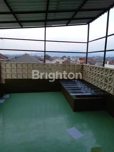 image RUMAH DI JUAL 3 LANTAI DI TATYA ASRI SENTUL (8)