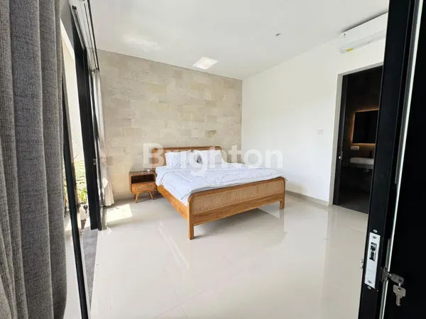 image BRAND NEW MODERN 3BR VILLA | PEACEFUL AREA, POOL, SUNRISE VIEW – 315 JT/YEAR OR 35 JT/MONTH (2)
