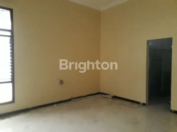 image MRICAN RUMAH COCOK UNTUK KANTOR SHOWROOM PINGGIR JALAN RAYA TENTARA PELAJAR SEMARANG (6)