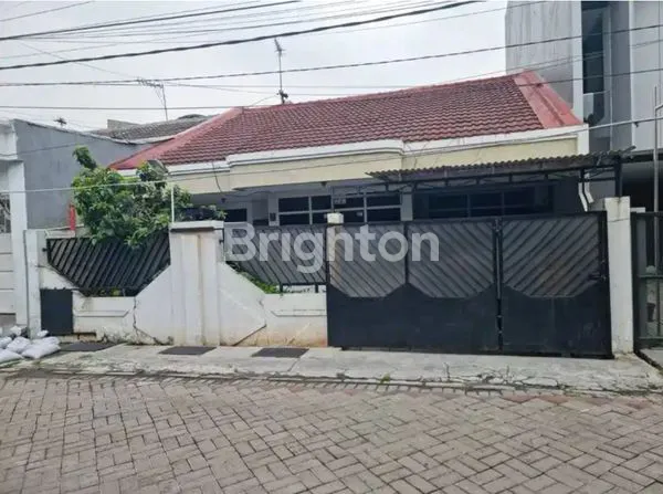 image RUMAH SIAP HUNI SUTOREJO MULYOSARI DEKAT KAMPUS UNAIR C  (1)
