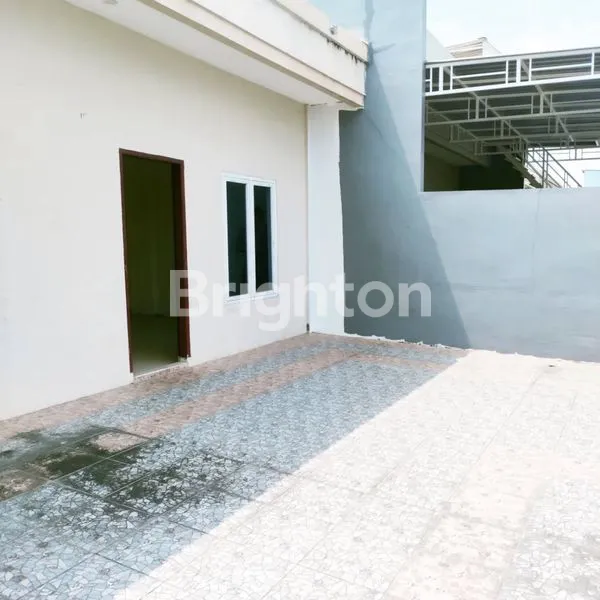 image RUMAH DENGAN • VIEW IDAMAN DI BELAKANG RUMAH, LANGSUNG KE LAPANGAN GOLF (7)