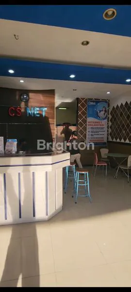 image RUKO 3 LANTAI DI TENGAH KOTA KEDIRI LOKASI STRATEGIS DEKAT DENGAN FASILITAS UMUM (1)