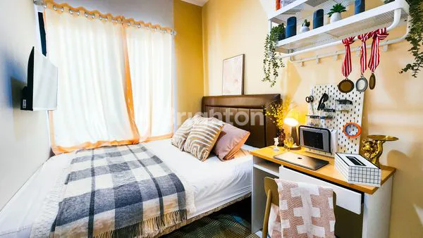 image INVESTASI RUMAH KOST BARU, GRANIT, FULL TERISI 18 KAMAR! STRATEGIS DI TANJUNG DUREN, JAKARTA BARAT. ROI 8-10% (4)