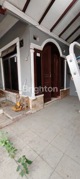 image RUMAH FULL FURNISHED DILINGKUNGAN YG NYAMAN HARGA MASIH BS NEGO (8)