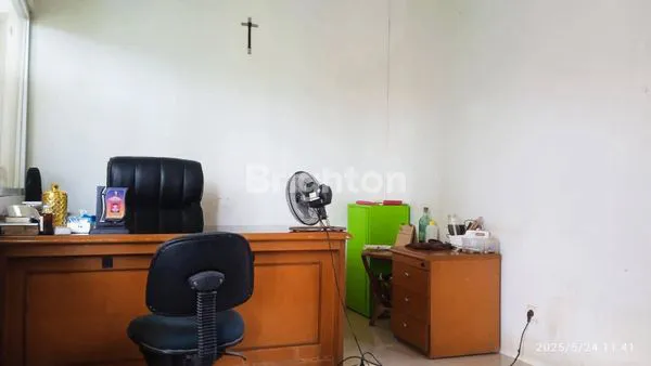 image TANAH DIJUAL BONUS RUMAH TUA BEKASI (7)