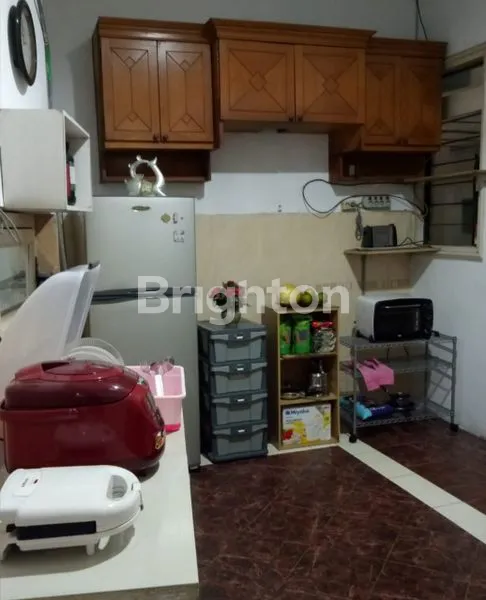 image DIJUAL RUMAH RAYA MANYAR TIRTOYOSO (7)