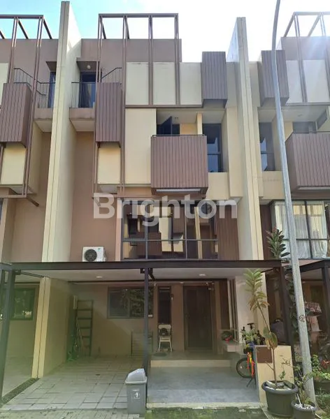 image RUMAH 3 LANTAI SIAP HUNI IMPRESAHAUS TABEBUYA BSD  (1)