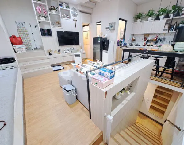 image RUMAH 3 LANTAI SIAP HUNI IMPRESAHAUS TABEBUYA BSD  (2)