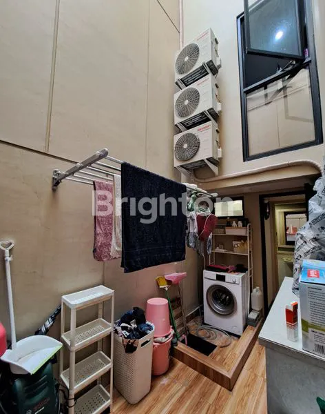 image RUMAH 3 LANTAI SIAP HUNI IMPRESAHAUS TABEBUYA BSD  (8)