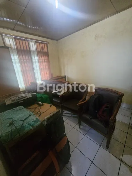 image RUMAH CANTIK MINIMALIS DI KOMPLEKS PGRI RUHUI RAHAYU (8)