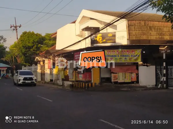image DIJUAL RUMAH HOOK BISA BUAT USAHA DI PAGESANGAN DEKAT MASJID AL AKBAR SURABAYA (1)