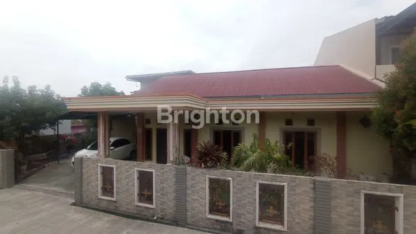 image RUMAH AREA STRATEGIS DEKAT STADION BATAKAN (2)