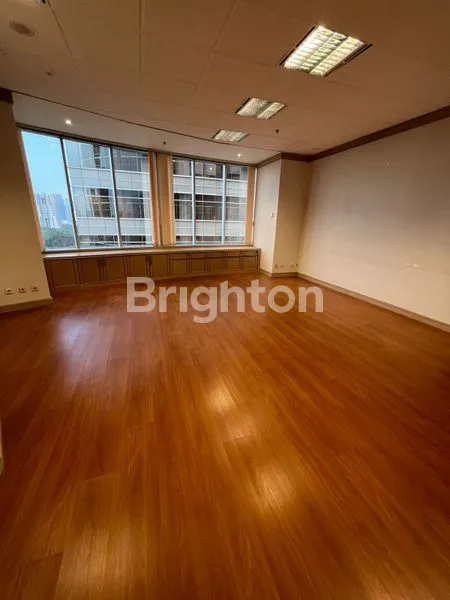 image DISEWAKAN RUANG KANTOR AREA PREMIUM SUDIRMAN JAKSEL (2)
