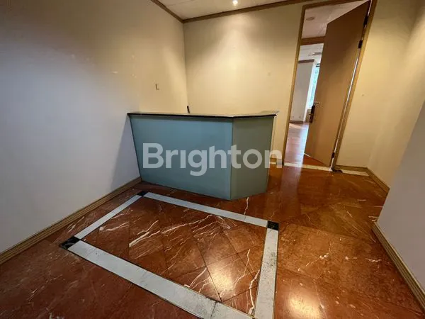 image DISEWAKAN RUANG KANTOR AREA PREMIUM SUDIRMAN JAKSEL (6)