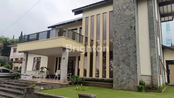 image VILLA DI TAWANGMANGU, LOKASI STRATEGIS DAN KONDISI TERAWAT (2)