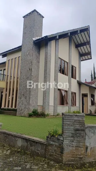 image VILLA DI TAWANGMANGU, LOKASI STRATEGIS DAN KONDISI TERAWAT (4)
