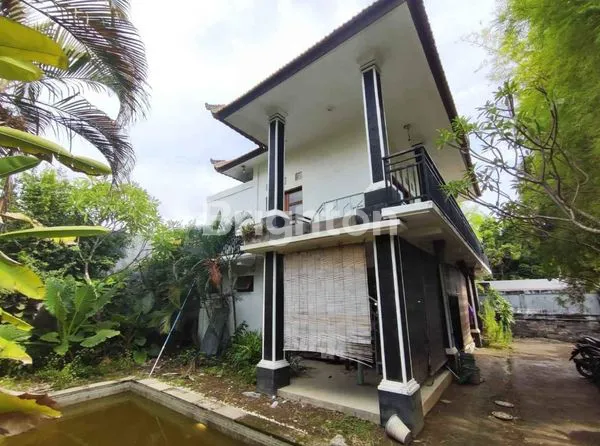 image VILLA DENGAN KEBUN LUAS DI KEROBOKAN (1)