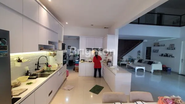 image HARGA TURUN. RUMAH CANTIK MINIMALIS. SEMI FURNISHED. MURAH. LINGKUNGAN ELIT. DI BUKIT TEMBAKAU. SEMARANG ATAS (6)