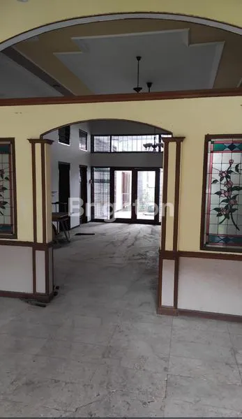 image DHARMAHUSADA INDAH SELANGKAH KE MALL GM SBY (3)