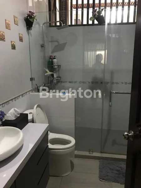 image RUMAH 2 LANTAI SIAP HUNI GREEN GARDEN (6)