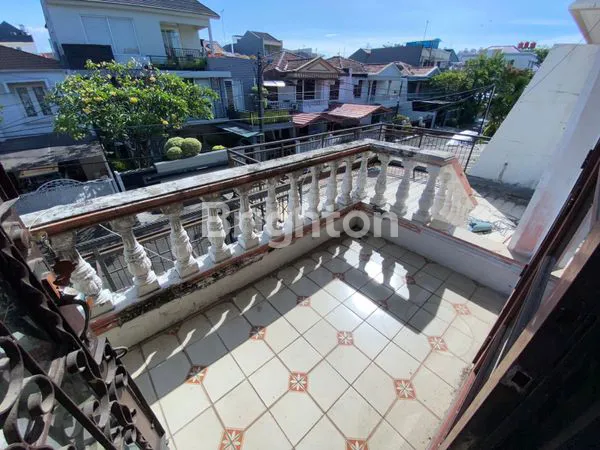 image DIJUAL RUMAH 2 LANTAI KELAPA GADING JAKARTA UTARA (8)