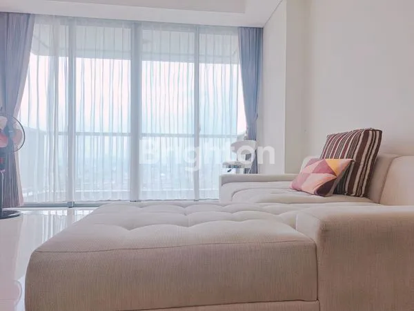 image THE ST MORITZ PENTHOUSE & RESIDENCES TIPE 2 BR DENGAN PRIVATE LIFT DAN AKSES LANGSUNG KE MALL (5)