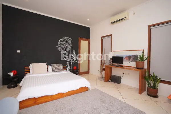 image VILLA AT UMALAS FULL FURNISHED WITH GARDEN AND POOL, IN A QUIET, COMFORTABLE AND COOL LOCATION WITH A VIEW OF THE RICE FIELDS (7)