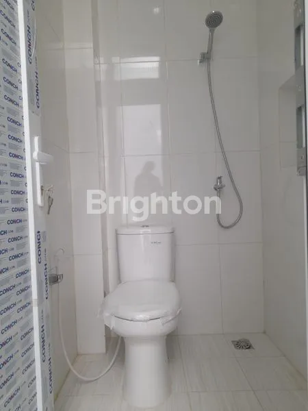 image DIJUAL RUMAH BARU 2 1/4 LT DI KELAPA GADING JAKARTA UTARA (7)