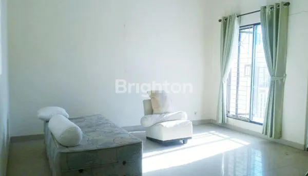 image RUMAH DI MAKASAR  2 LANTAI (5)