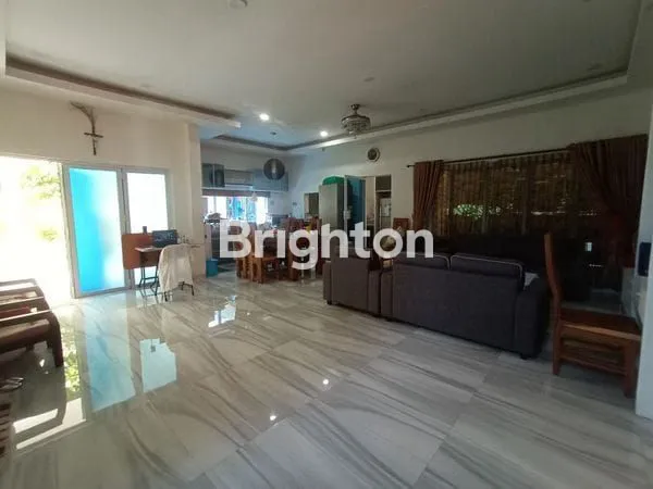 image RUMAH MEWAH FULL FURNISHED CENTRAL SUKAJADI BATAM (3)