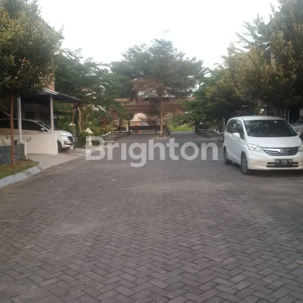 image RUMAH MEWAH LT 162M² DI KALASAN, YOGYAKARTA (7)