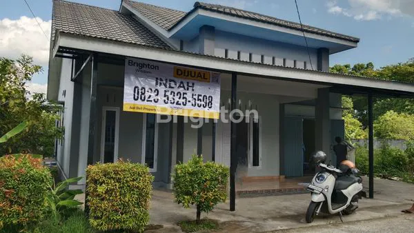 RUMAH CANTIK  DAN ASRI