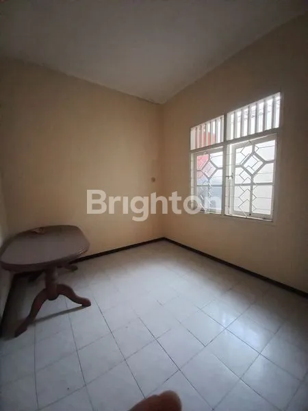 image DIJUAL RUMAH KOST NGAGEL MADYA (8)