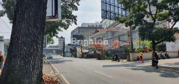 image RUMAH DI CIHAMPELAS (1)