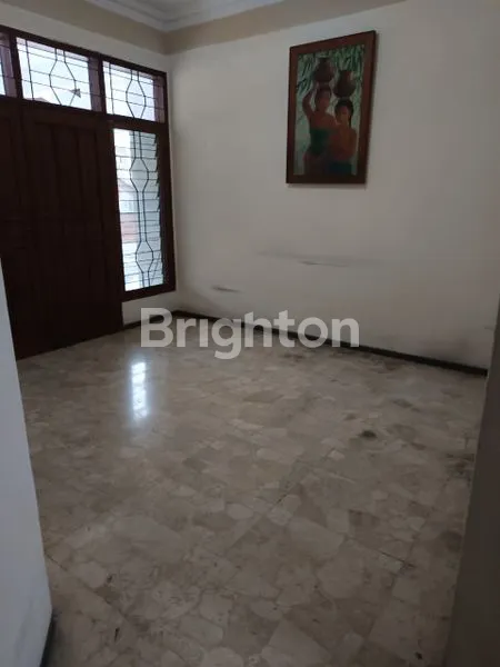 image RUMAH DI KLAMPIS SURABAYA  (4)